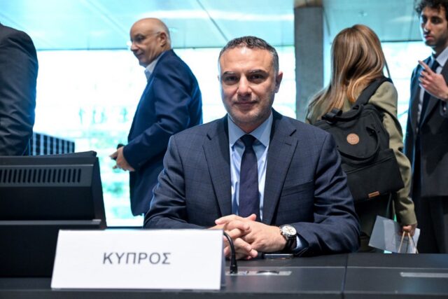 Δήλωση του Υπουργού Γεωργίας, Αγροτικής Ανάπτυξης και Περιβάλλοντος κ. Χρίστου Σενέκη κατά την προσέλευσή του στο Συμβούλιο Υπουργών Περιβάλλοντος της ΕΕ, στο Λουξεμβούργο Δήλωση του Υπουργού Γεωργίας, Αγροτικής Ανάπτυξης και Περιβάλλοντος κ. Χρίστου Σενέκη κατά την προσέλευσή του στο Συμβούλιο Υπουργών Περιβάλλοντος της ΕΕ, στο Λουξεμβούργο