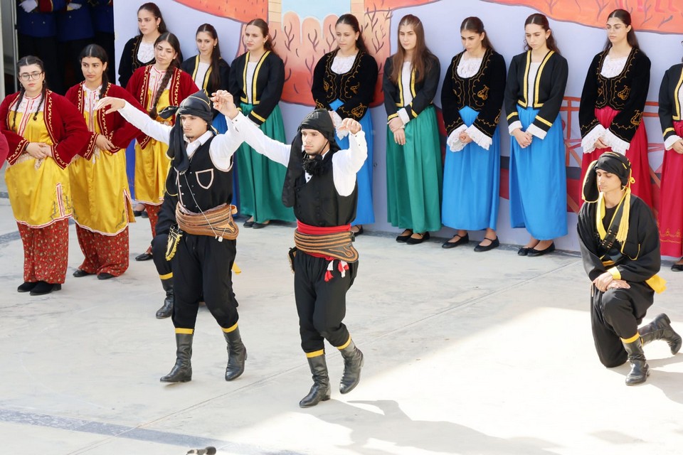 27102026_YpPaideias (1)