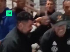 Η αγκαλιά του Κλοπ στον μικρό Γιαννάκη