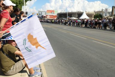 Πρόεδρος της Δημοκρατίας ‒ Χαιρετισμός της στρατιωτικής παρέλασης της 1ης Οκτωβρίου