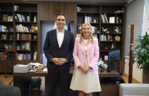 Υπουργός Εσωτερικών – Επιτετραμμένη της Ρουμανίας στην Κύπρο