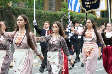 Πρόεδρος της Δημοκρατίας – Μαθητική παρέλαση για την επέτειο της 28ης Οκτωβρίου 1940