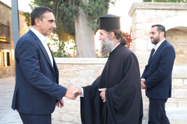 Υπουργός Εσωτερικών – Εγκαίνια Α΄ φάσης έργου ανάπλασης της Πλατείας της Κοινότητας Χοιροκοιτίας