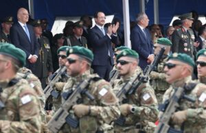Πρόεδρος της Δημοκρατίας ‒ Χαιρετισμός της στρατιωτικής παρέλασης της 1ης Οκτωβρίου