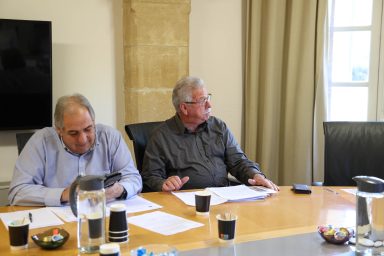 Υπουργός Εσωτερικών ‒ Πρόεδρος Ένωσης Κοινοτήτων Κύπρου και Κοινοτάρχες Αγίας Ειρήνης, Νικηταρίου, Κανναβιών, Ξυλιάτου