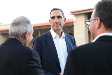 Υπουργός Εσωτερικών – Εγκαίνια Α΄ φάσης έργου ανάπλασης της Πλατείας της Κοινότητας Χοιροκοιτίας