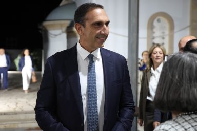 Υπουργός Εσωτερικών – Τελετή υπογραφής της Β΄ φάσης του Πρωτοκόλλου Αδελφοποίησης μεταξύ του Δήμου Ακανθούς και του Δήμου Ηρακλείου Αττικής