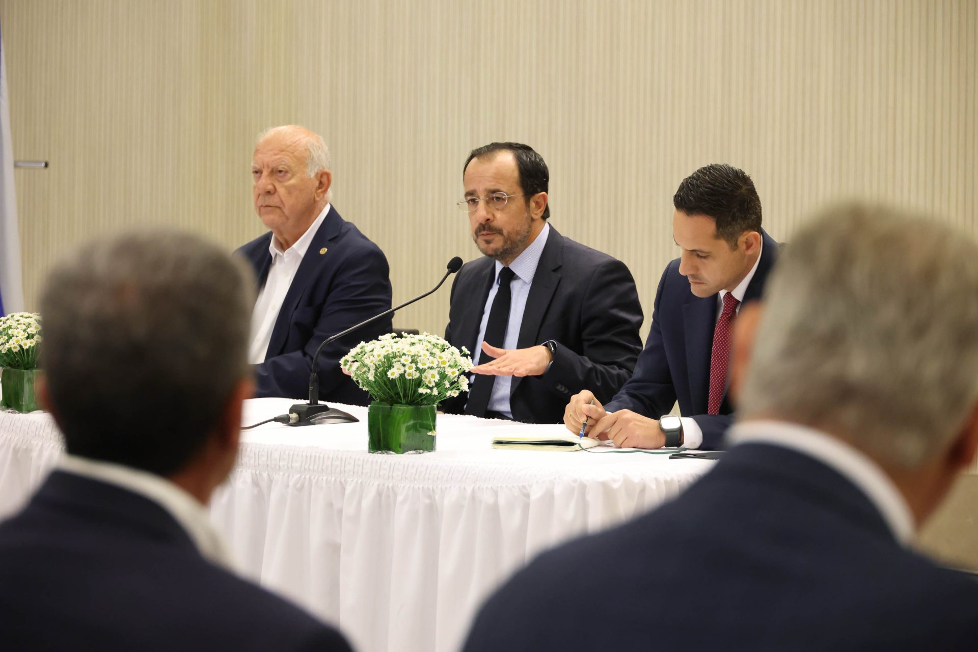 Πρόεδρος της Δημοκρατίας – Δήμαρχ
