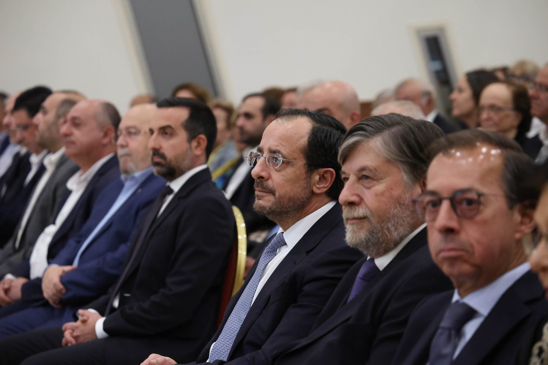 Πρόεδρος της Δημοκρατίας – Επετει