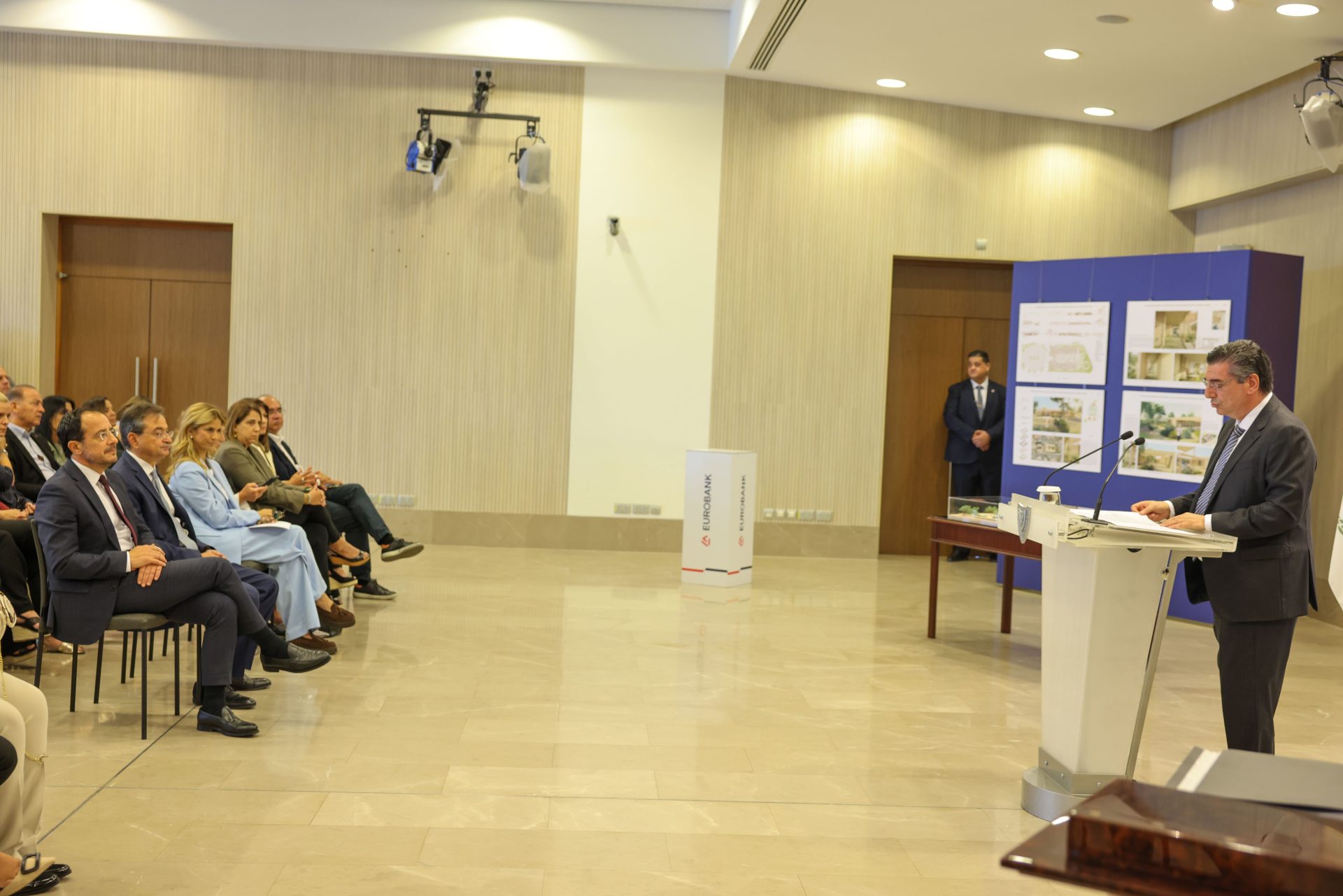 Πρόεδρος της Δημοκρατίας – Παρουσ