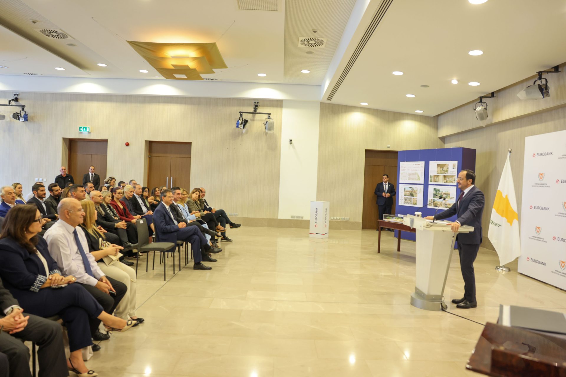 Πρόεδρος της Δημοκρατίας – Παρουσ