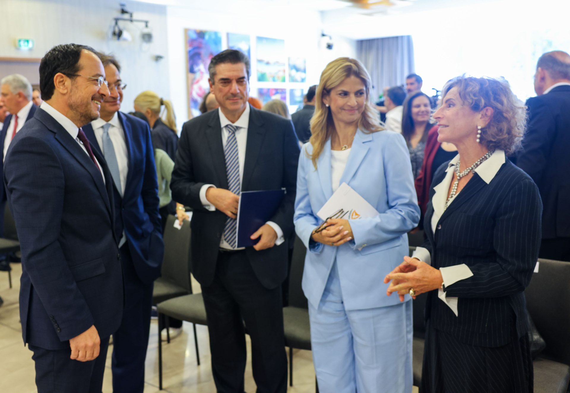 Πρόεδρος της Δημοκρατίας – Παρουσ