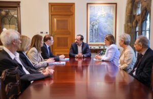 Ο Πρόεδρος της Δημοκρατίας παρέλαβε την ετήσια έκθεση της ΕΔΥ για το 2025 Ο Πρόεδρος της Δημοκρατίας παρέλαβε την ετήσια έκθεση της ΕΔΥ για το 2025