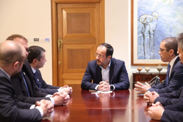 Πρόεδρος της Δημοκρατίας – Ηγεσία του Israel Allies Foundation Πρόεδρος της Δημοκρατίας – Ηγεσία του Israel Allies Foundation