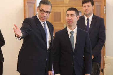 Πρόεδρος της Δημοκρατίας – Αναπληρωτής Πρωθυπουργός και Υπουργός Εξωτερικών της Δημοκρατίας της Μολδαβίας