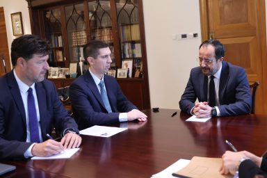 Πρόεδρος της Δημοκρατίας – Αναπληρωτής Πρωθυπουργός και Υπουργός Εξωτερικών της Δημοκρατίας της Μολδαβίας