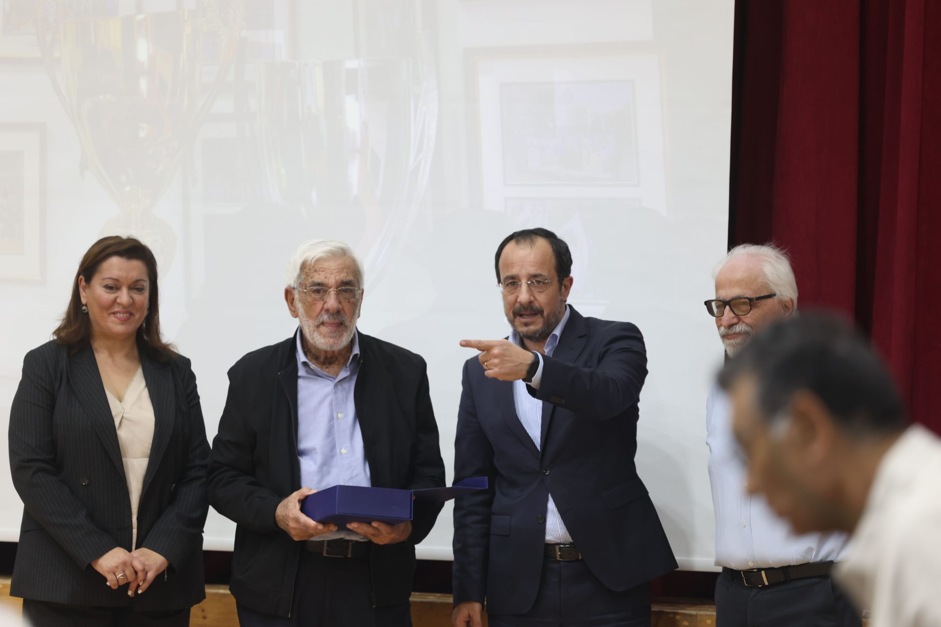 Πρόεδρος της Δημοκρατίας – 75χρονα