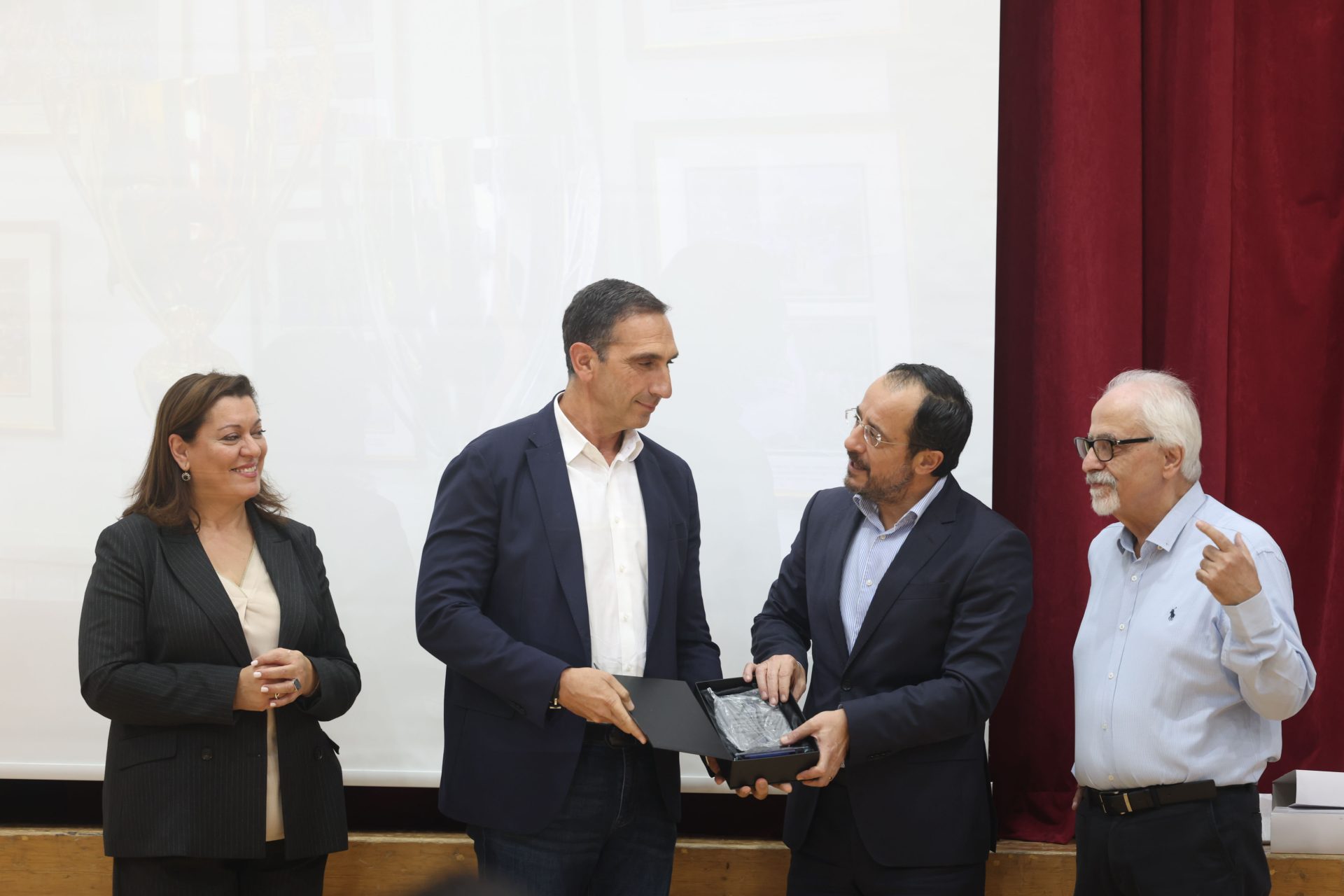 Πρόεδρος της Δημοκρατίας – 75χρονα