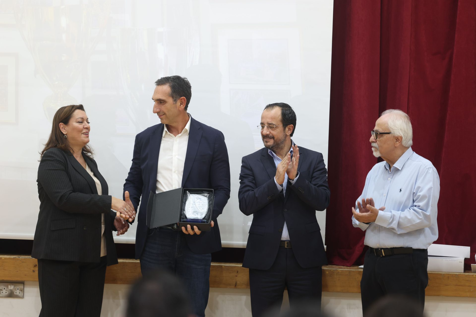 Πρόεδρος της Δημοκρατίας – 75χρονα
