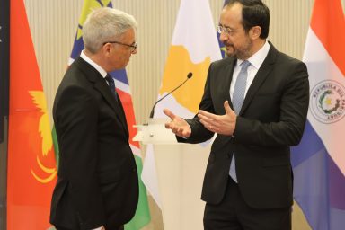 Πρόεδρος της Δημοκρατίας – Διαπιστευτήρια νέων Πρέσβεων/Ύπατων Αρμοστών