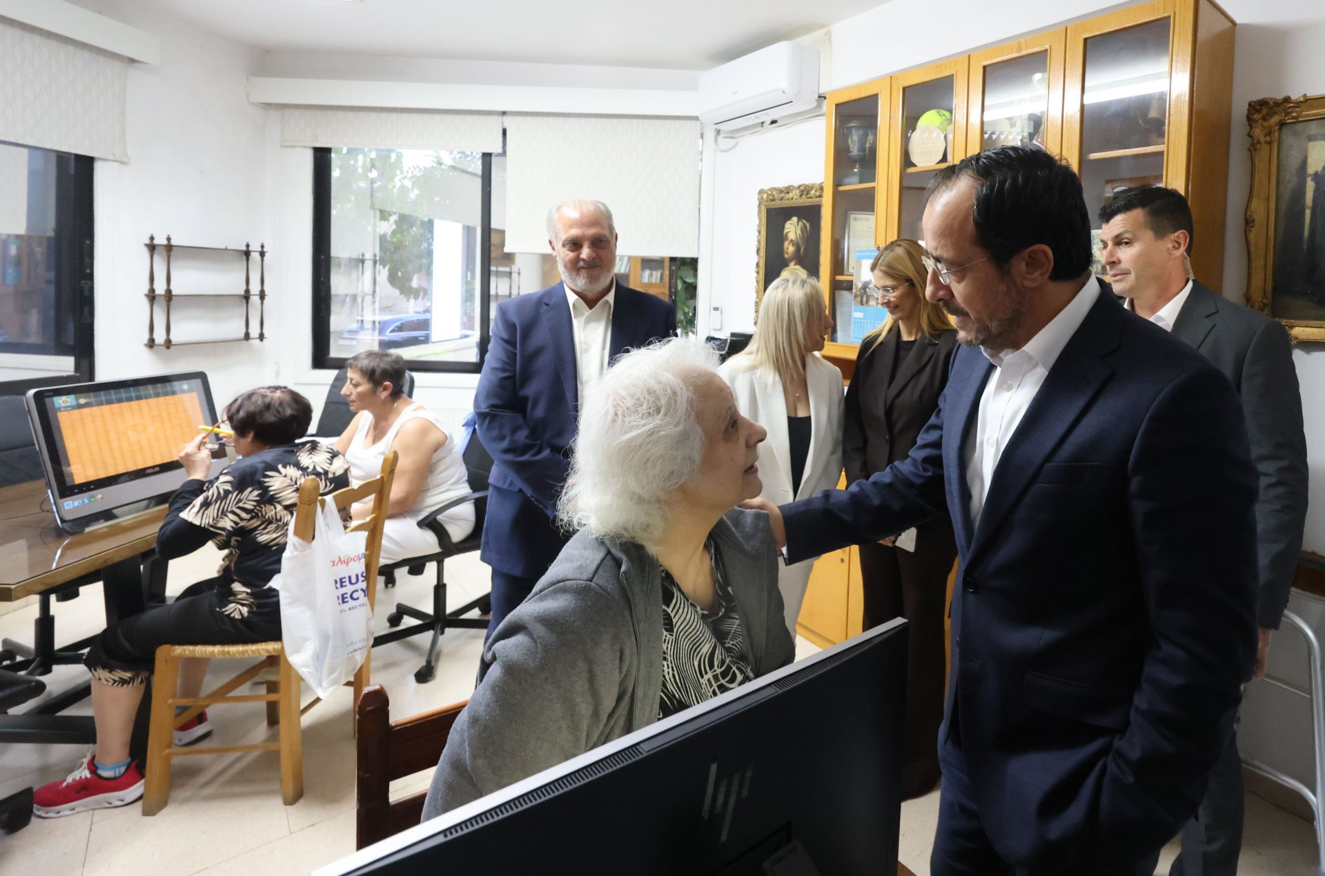 Πρόεδρος της Δημοκρατίας – Στέγη Η