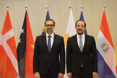 Πρόεδρος της Δημοκρατίας – Διαπιστευτήρια του νέου Πρέσβη της Δημοκρατίας της Παραγουάης