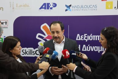 Πρόεδρος της Δημοκρατίας – Ξενάγηση στα περίπτερα του 9ου Εθνικού Διαγωνισμού Δεξιοτήτων SkillsCyprus 2026