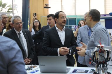 Πρόεδρος της Δημοκρατίας – Ξενάγηση στα περίπτερα του 9ου Εθνικού Διαγωνισμού Δεξιοτήτων SkillsCyprus 2026