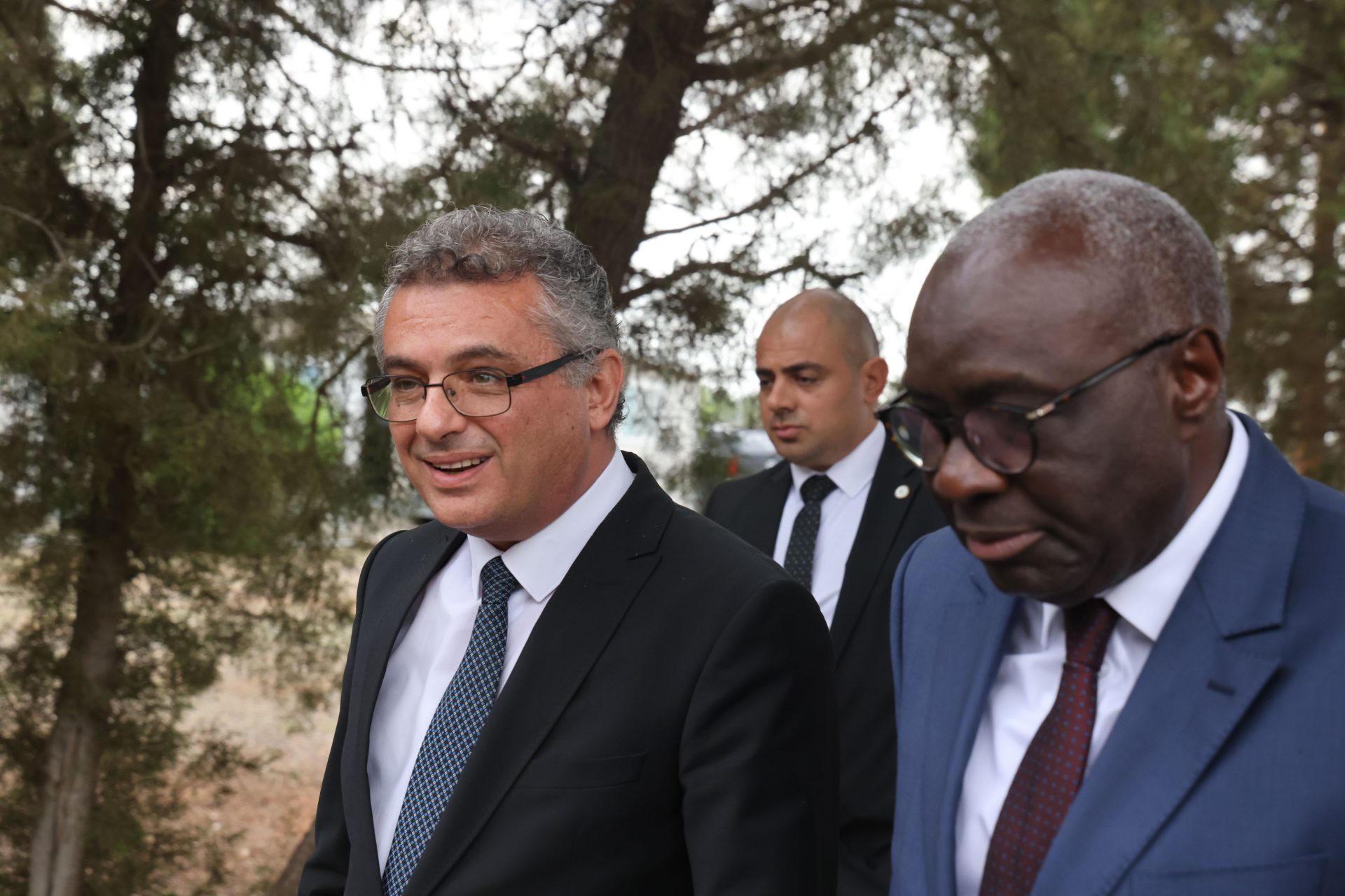 Πρόεδρος της Δημοκρατίας – Συνάντ