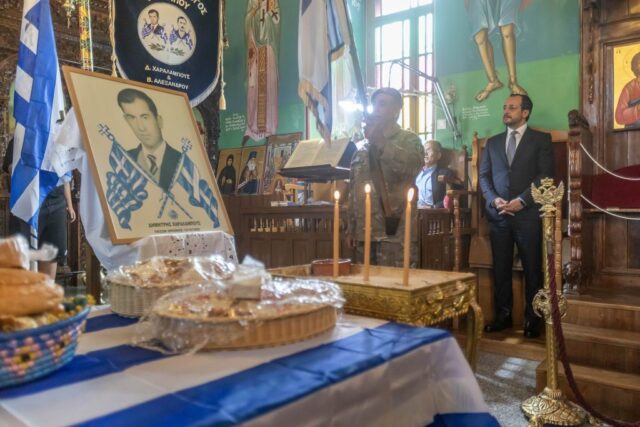 Πρόεδρος της Δημοκρατίας ‒ Εθνικό Μνημόσυνο του ήρωα Δημήτριου Χαραλάμπους Πρόεδρος της Δημοκρατίας ‒ Εθνικό Μνημόσυνο του ήρωα Δημήτριου Χαραλάμπους