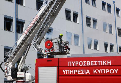 Пафос: Четыре вызова в Пожарную службу из-за сильных погодных явлений Пафос: Четыре вызова в Пожарную службу из-за сильных погодных явлений