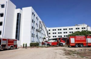 Άσκηση πυρκαγιάς στο Γενικό Νοσοκομείο Λευκωσίας – Δοκιμάστηκε ο συντονισμός τεσσάρων υπηρεσιών Άσκηση πυρκαγιάς στο Γενικό Νοσοκομείο Λευκωσίας – Δοκιμάστηκε ο συντονισμός τεσσάρων υπηρεσιών