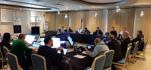 Europass και EURES: Νέα εργαλεία για συμβούλους σταδιοδρομίας και απασχόλησης Europass και EURES: Νέα εργαλεία για συμβούλους σταδιοδρομίας και απασχόλησης