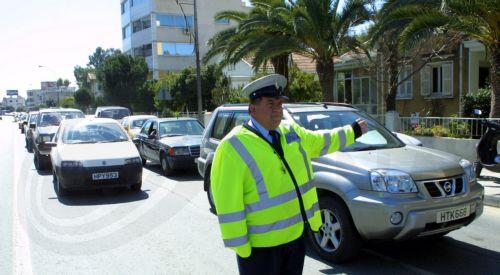 Κλειστές δύο λωρίδες στον αυτοκινητόδρομο Λεμεσού–Πάφου – Πυκνή κίνηση στα Κούκλια Κλειστές δύο λωρίδες στον αυτοκινητόδρομο Λεμεσού–Πάφου – Πυκνή κίνηση στα Κούκλια