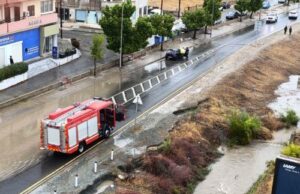 Пожарная служба: 38 происшествий за сутки и 14 выездов из-за дождей