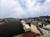 Κίτρινη προειδοποίηση έως τις 18:00 – Καταιγίδες, χαλάζι και ριπές 8 Μποφόρ