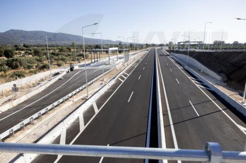 Άνοιξε η λωρίδα του αυτοκινητόδρομου παρά τον Κόρνο – Κανονικά η κυκλοφορία Άνοιξε η λωρίδα του αυτοκινητόδρομου παρά τον Κόρνο – Κανονικά η κυκλοφορία