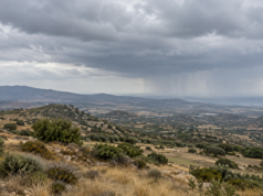 Καιρός στην Κύπρο: Πότε αναμένονται βροχές και πού υπάρχει πιθανότητα καταιγίδας Η εικόνα αποτελεί προϊόν Τεχνητής Νοημοσύνης.