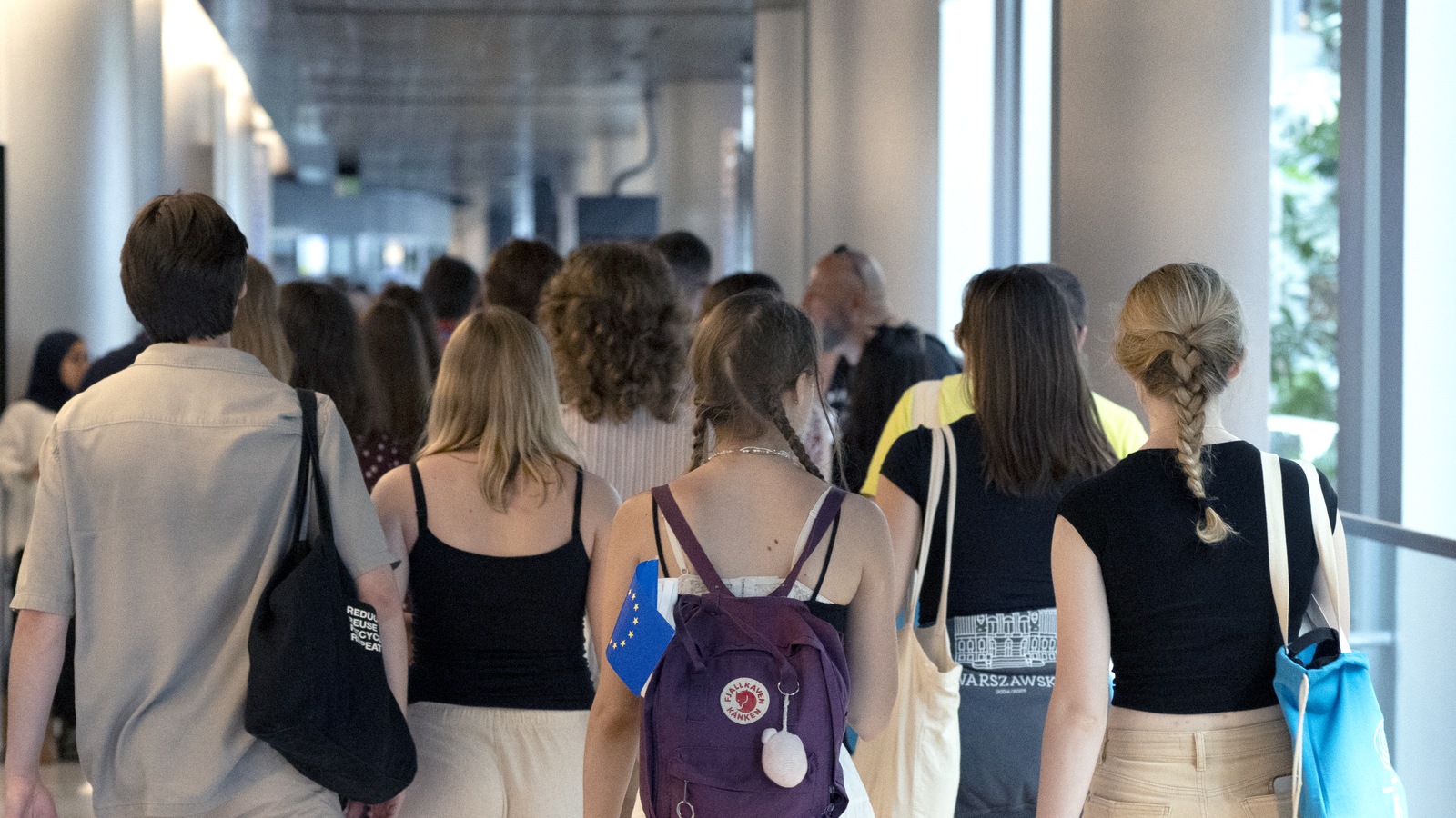 Gen Z: Η στέγη και η ακρίβεια αναβάλλουν τη ζωή των νέων, δείχνουν οι έρευνες Gen Z: Η στέγη και η ακρίβεια αναβάλλουν τη ζωή των νέων, δείχνουν οι έρευνες