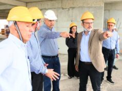 Λεμεσός: Σχέδιο για 400 επιπλέον προσιτά διαμερίσματα – Το νέο βήμα του Δήμου Επίσκεψη Δήμου Λεμεσού και ΚΟΑΓ στο εργοτάξιο προσιτής στέγης στον Άγιο Νικόλαο