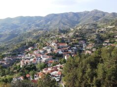 Πανοραμική άποψη των Αγριδιών στην ορεινή επαρχία Λεμεσού