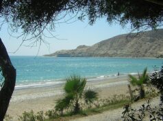 Αρχειακή θέα του κόλπου και της παραλίας Πισσουρίου