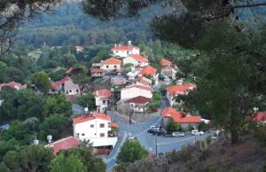 Μονιάτης και Φοινί: Νέο πεζοδρόμιο και παρέμβαση σε τοίχο 120 μέτρων
