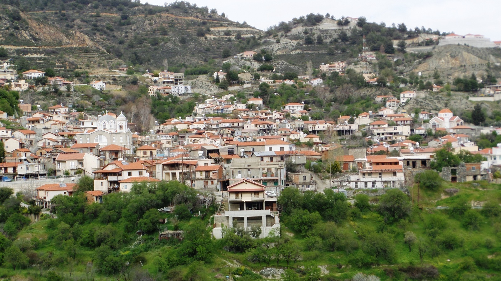 Κάτω Πλάτρες–Πρόδρομος και Πελένδρι: Η σύμβαση για τα προστατευτικά τοιχία