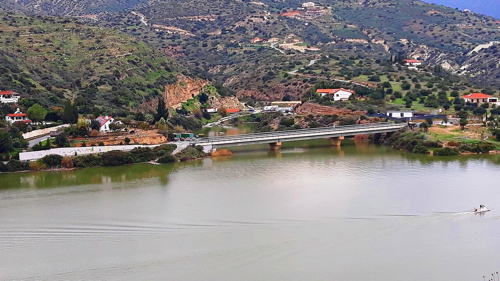 Πέντε εκατομμύρια λίτρα στον Πανιώτη: Ο φάκελος της υδατοδεξαμενής των €1,9 εκατ.