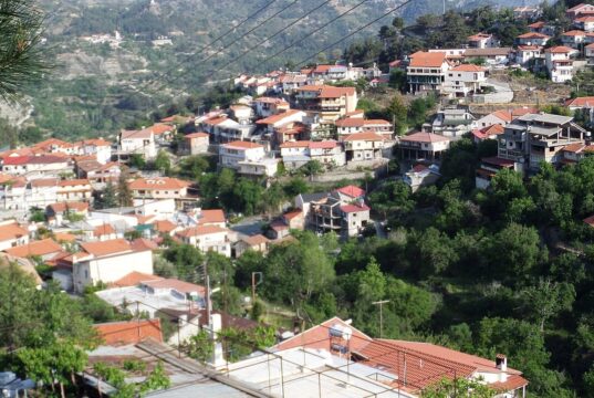 Άποψη της Κυπερούντας στην ορεινή επαρχία Λεμεσού