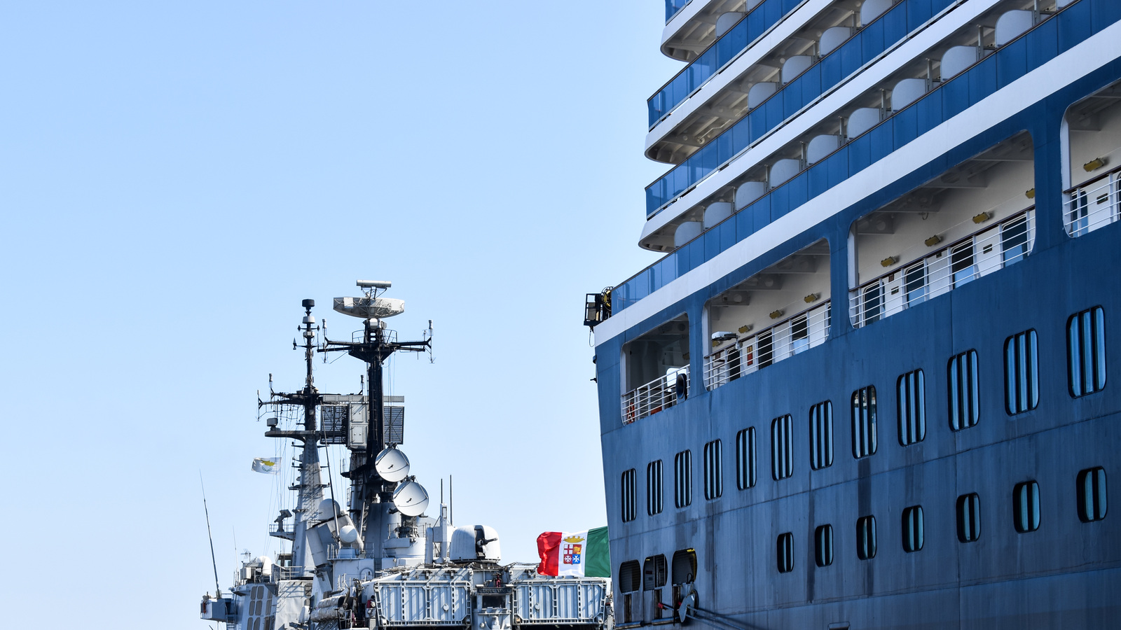 Λιμάνι Λεμεσού: Τι λείπει για να παίρνουν ρεύμα από τη στεριά τα πλοία Λιμάνι Λεμεσού: Τι λείπει για να παίρνουν ρεύμα από τη στεριά τα πλοία