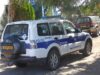 Απόπειρα εμπρησμού καταστήματος στη Λεμεσό: Μαρτυρία οδήγησε στη σύλληψη 23χρονου Όχημα της Αστυνομίας Κύπρου με τα διακριτικά ΑΣΤΥΝΟΜΙΑ και POLICE.