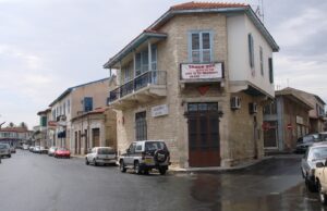 11 κατοικίες στην Καθολική: Το SOLEA και τα δύο διαφορετικά ρετιρέ του