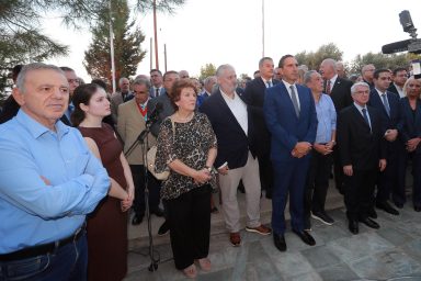 Υπουργός Εσωτερικών – Μνημόσυνο πεσόντων και δέηση για διακρίβωση της τύχης των αγνοουμένων της Μόρφου